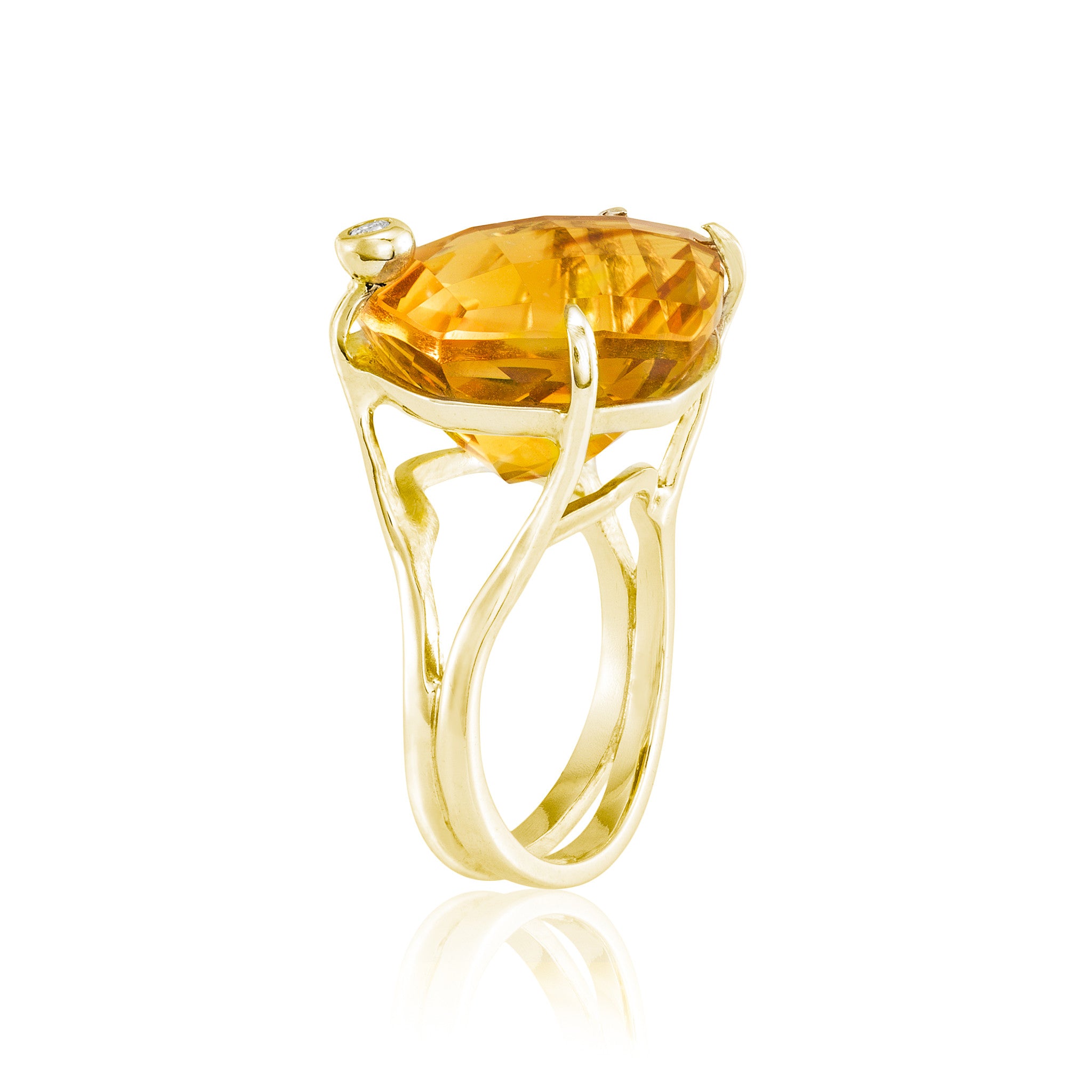 Gold Shield Cocktail Ring: Citrine