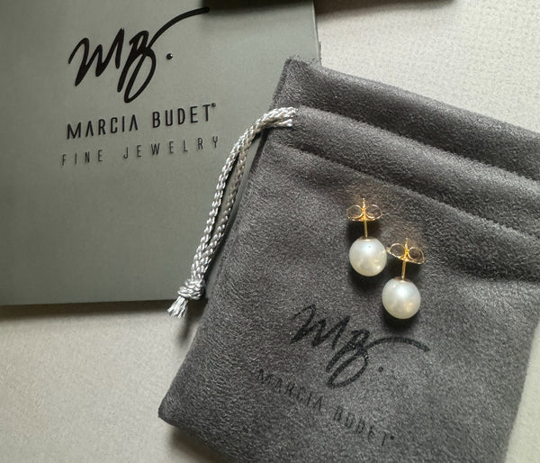 White South Sea Pearl 18k Yellow Gold Stud Earrings