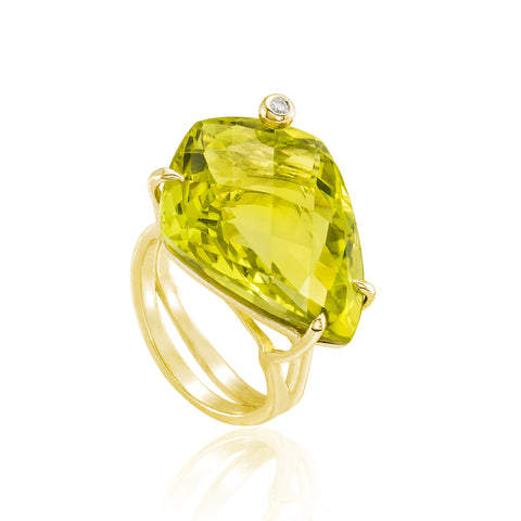Gold Shield Cocktail Ring: Lemon Quartz