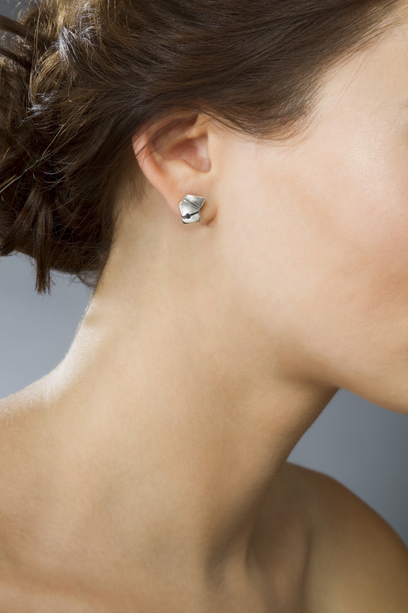 Asymmetrical Studs
